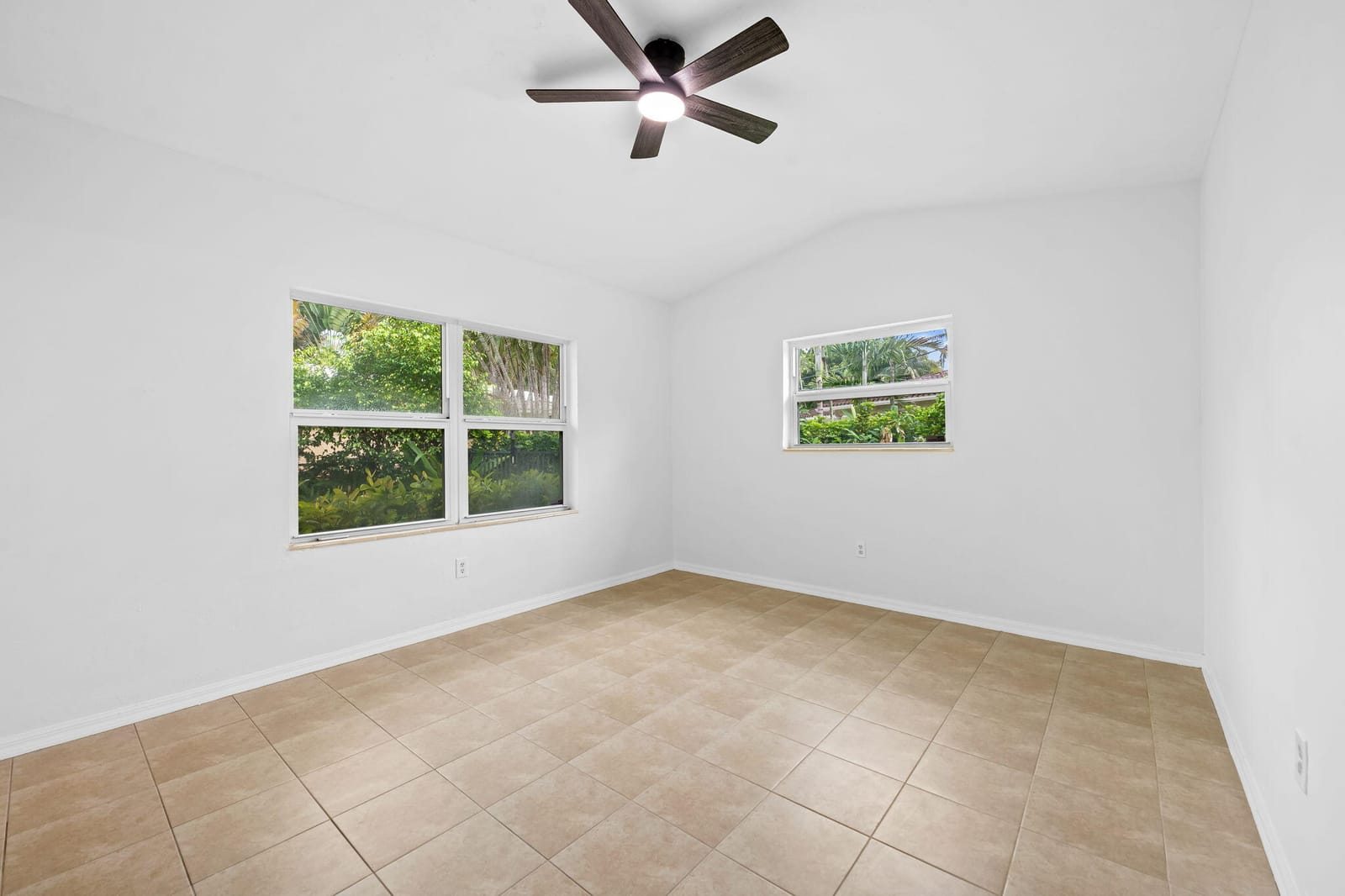 1705 NE 26TH Avenue, Fort Lauderdale, FL 33305 photo 19