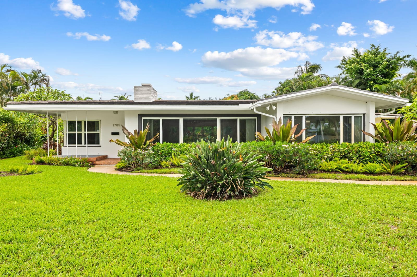 1705 NE 26TH Avenue, Fort Lauderdale, FL 33305 photo 3