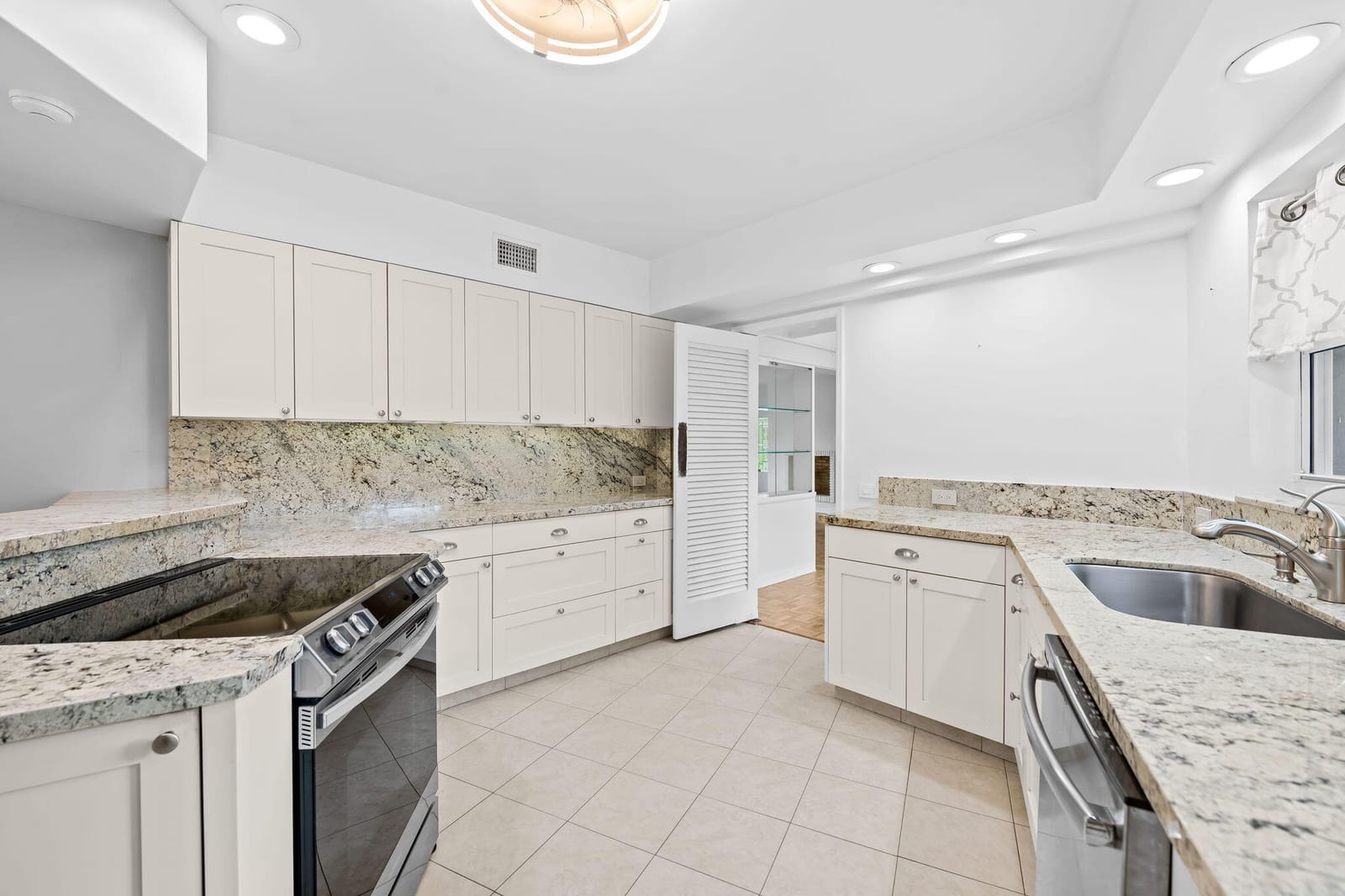 1705 NE 26TH Avenue, Fort Lauderdale, FL 33305 photo 8