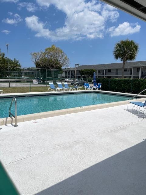 1201 SE Parkview Place G-11, Stuart, FL 34994 photo 5