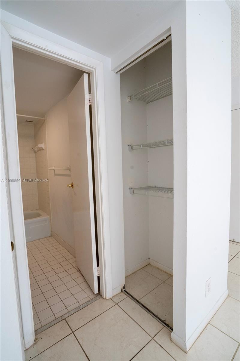 600 Three Islands Boulevard 316, Hallandale Beach, FL 33009 photo 14
