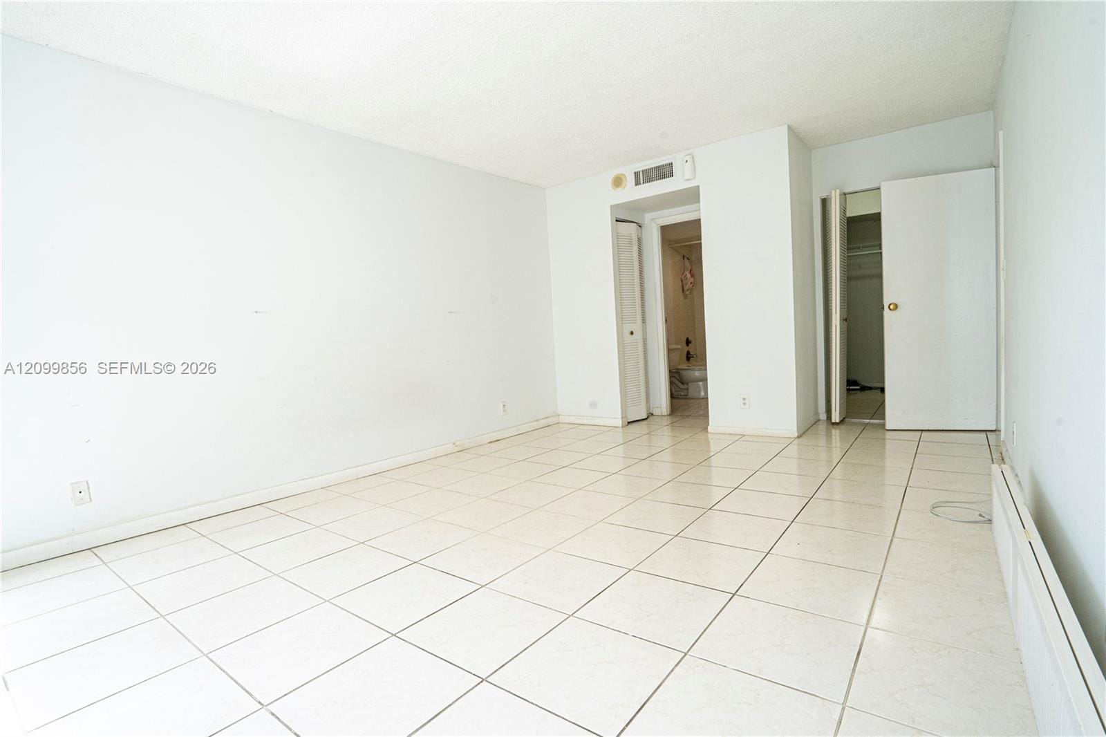 600 Three Islands Boulevard 316, Hallandale Beach, FL 33009 photo 15