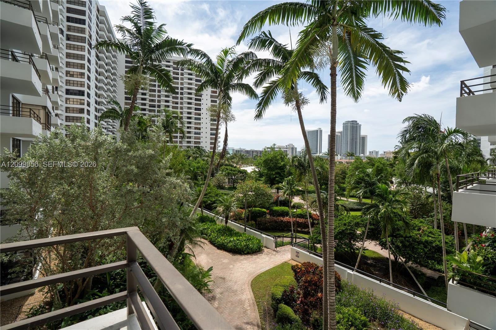 600 Three Islands Boulevard 316, Hallandale Beach, FL 33009 photo 18