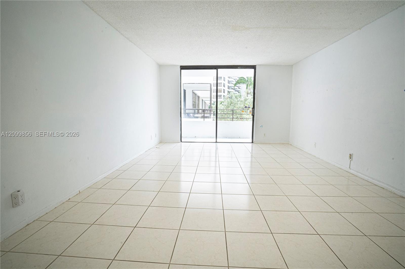600 Three Islands Boulevard 316, Hallandale Beach, FL 33009 photo 4