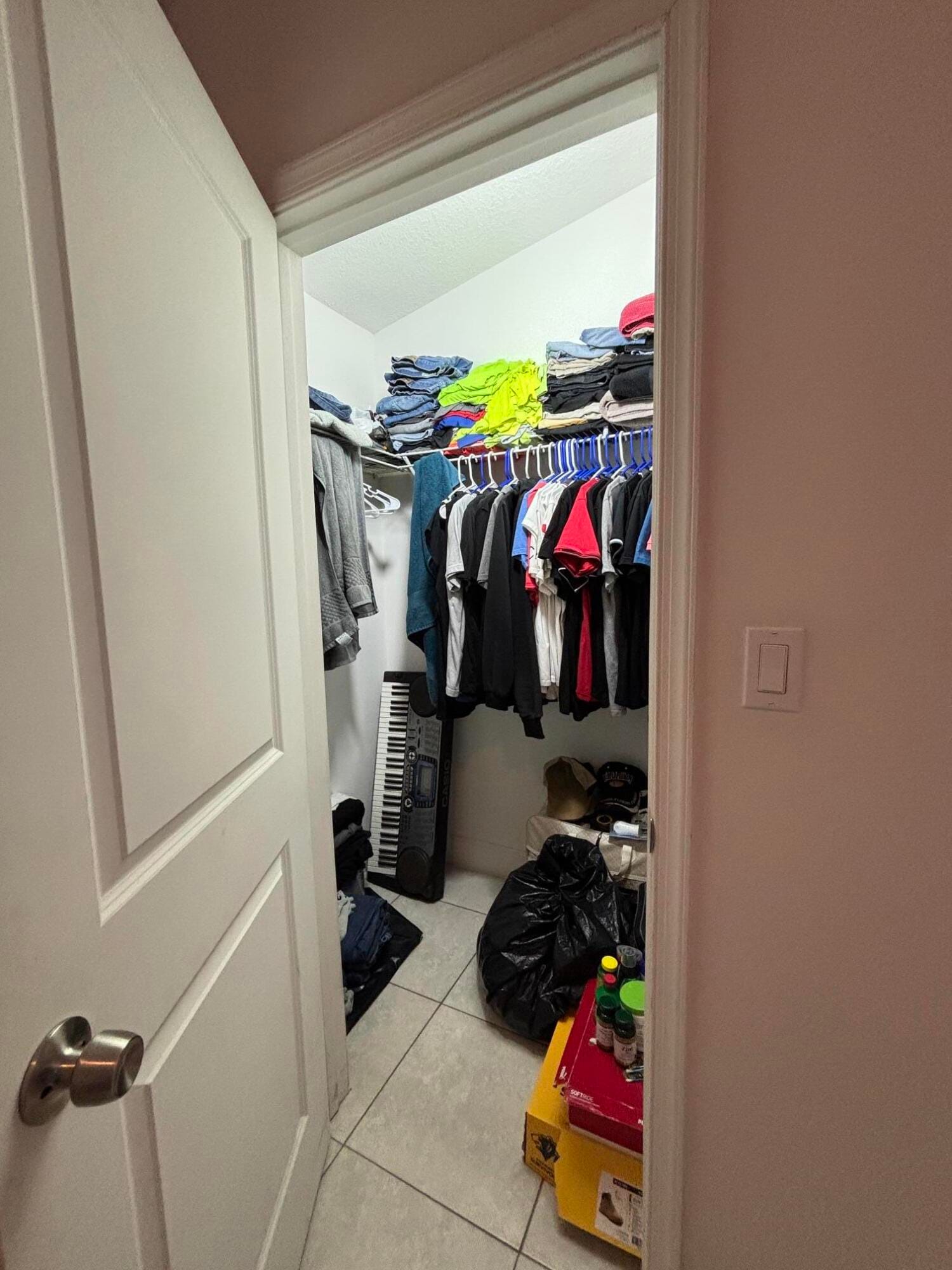310 JENNINGS Avenue — photo 11