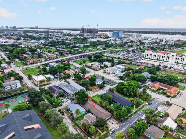 633 10th Street 1-5, West Palm Beach, FL