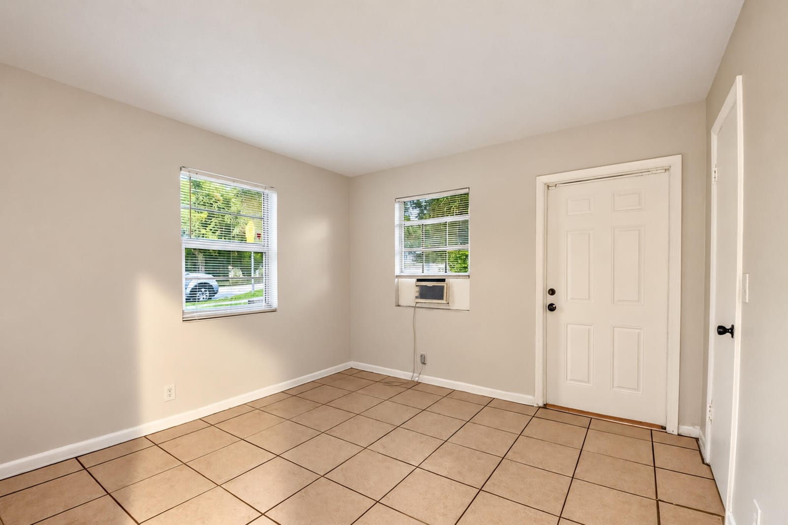 633 10th Street 1-5, West Palm Beach, FL photo 17