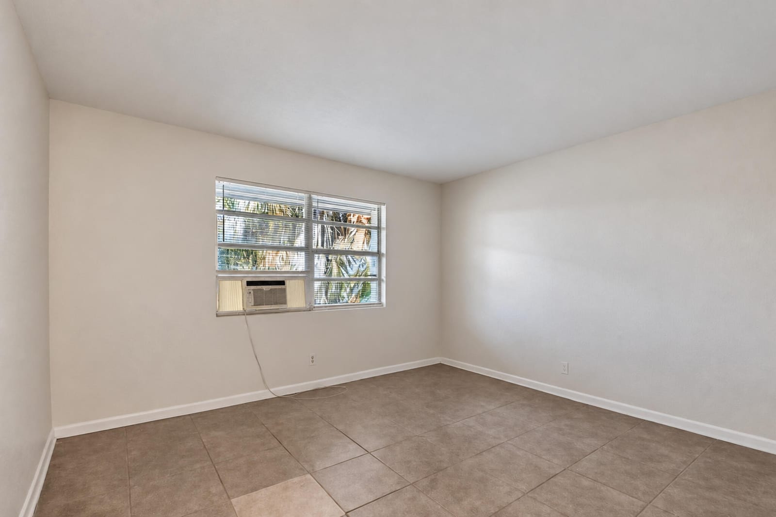 633 10th Street 1-5, West Palm Beach, FL photo 24