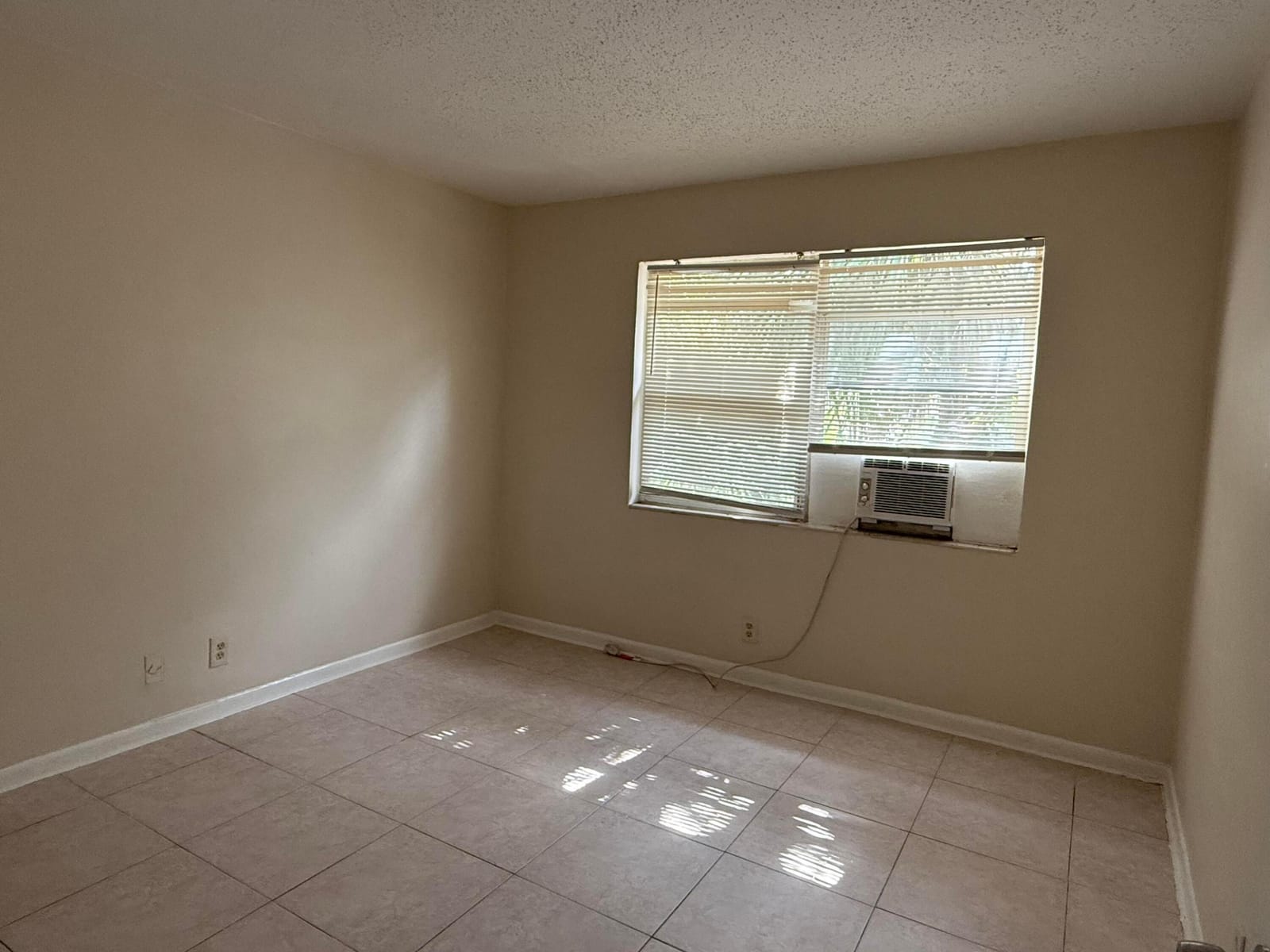 633 10th Street 1-5 — photo 7