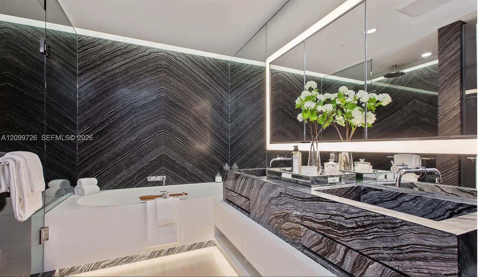 300 Collins Avenue PH2, Miami Beach, FL 33139 photo 9