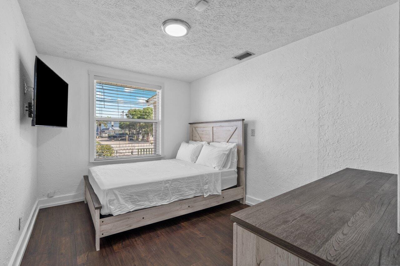126 NE 4th Avenue, Delray Beach, FL 33483 photo 19