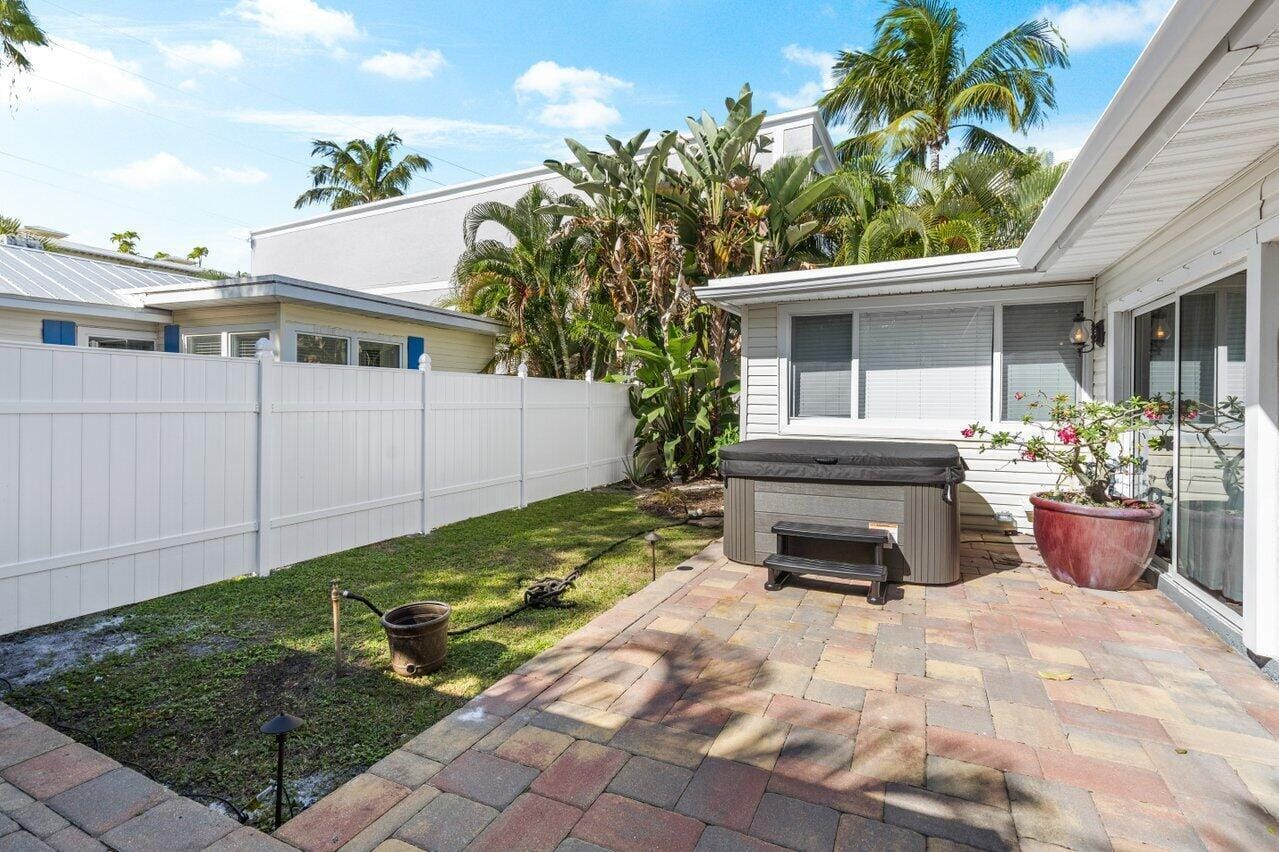 126 NE 4th Avenue, Delray Beach, FL 33483 photo 21