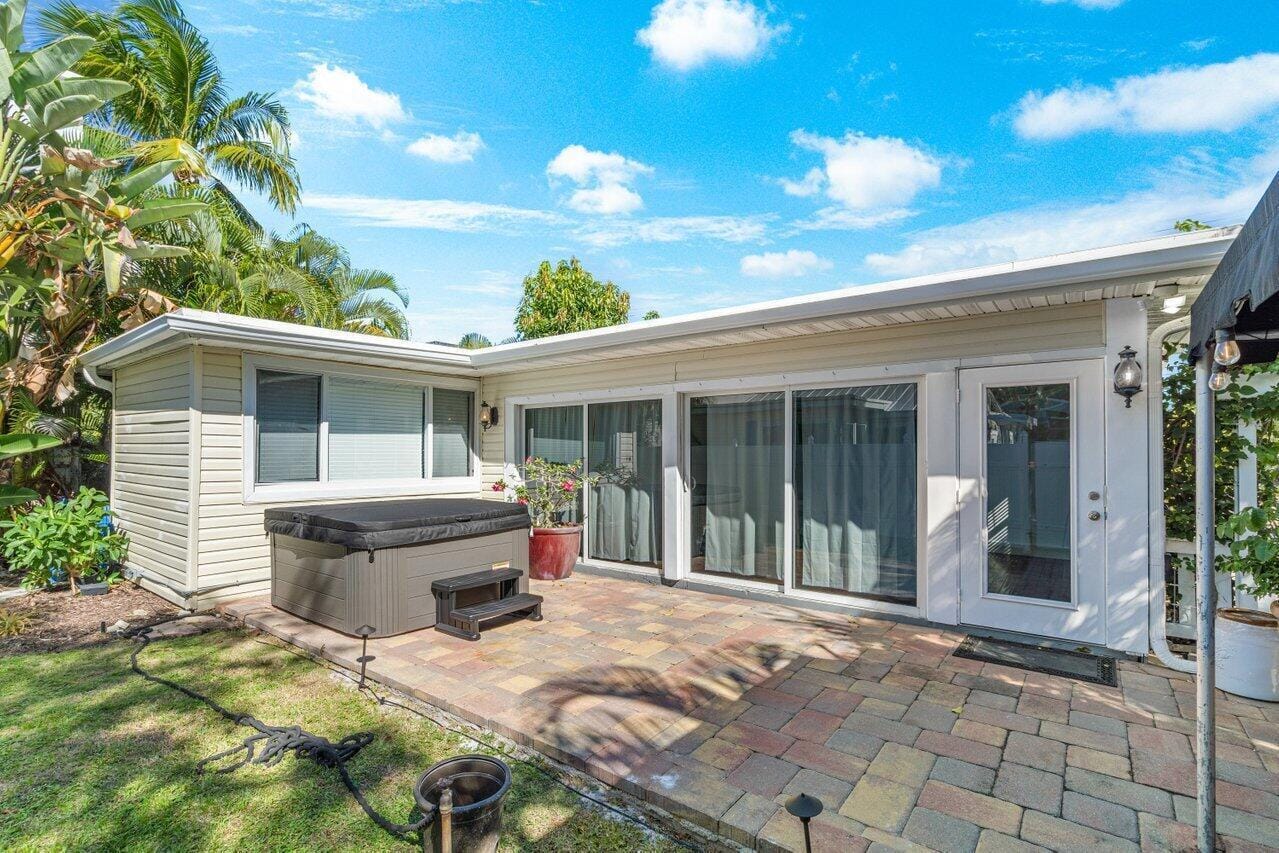 126 NE 4th Avenue, Delray Beach, FL 33483 photo 22