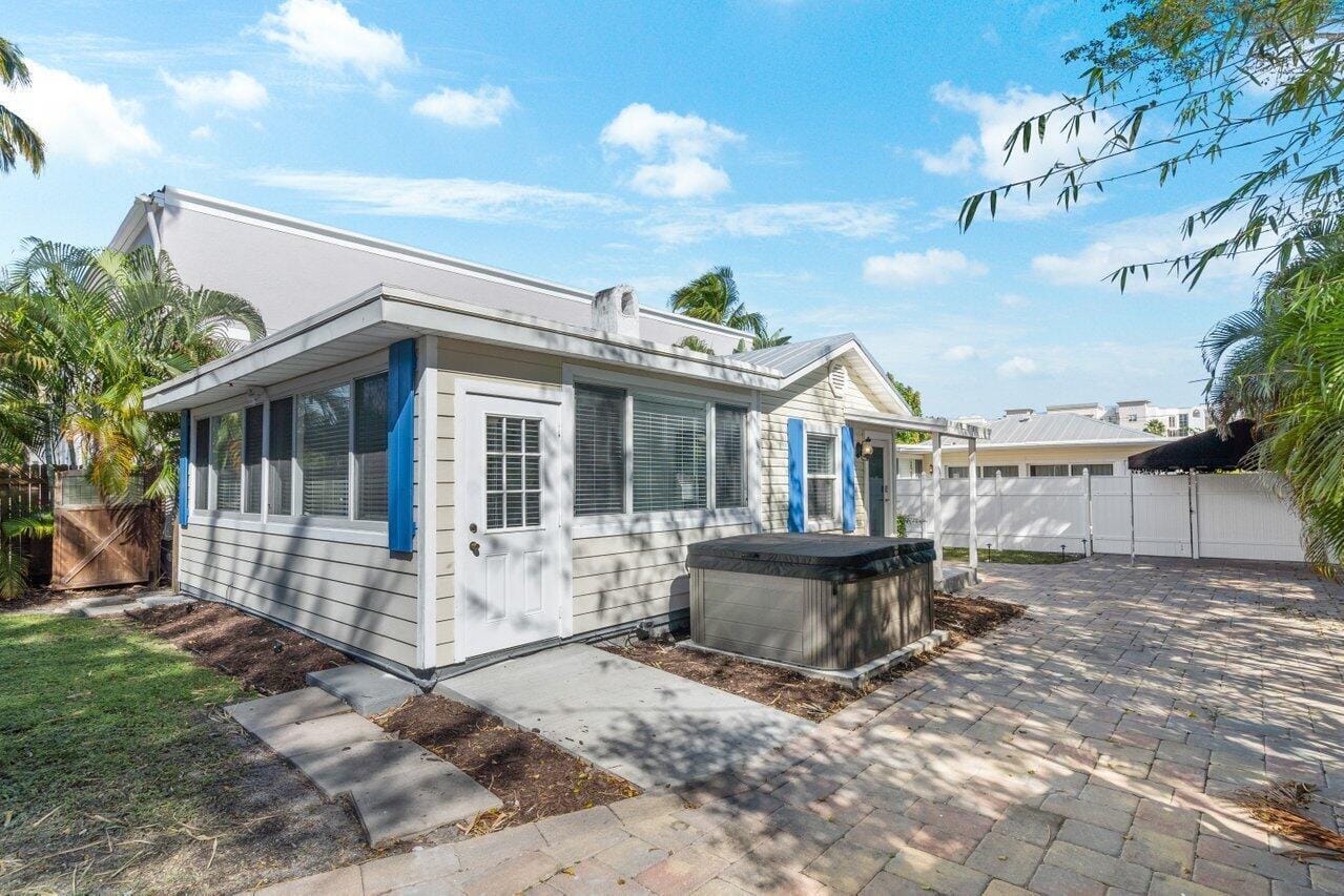 126 NE 4th Avenue, Delray Beach, FL 33483 photo 24