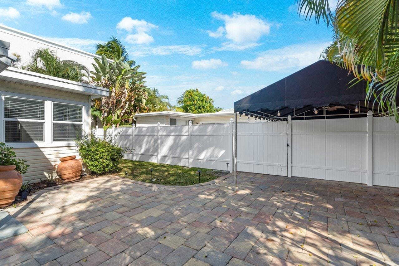 126 NE 4th Avenue, Delray Beach, FL 33483 photo 25