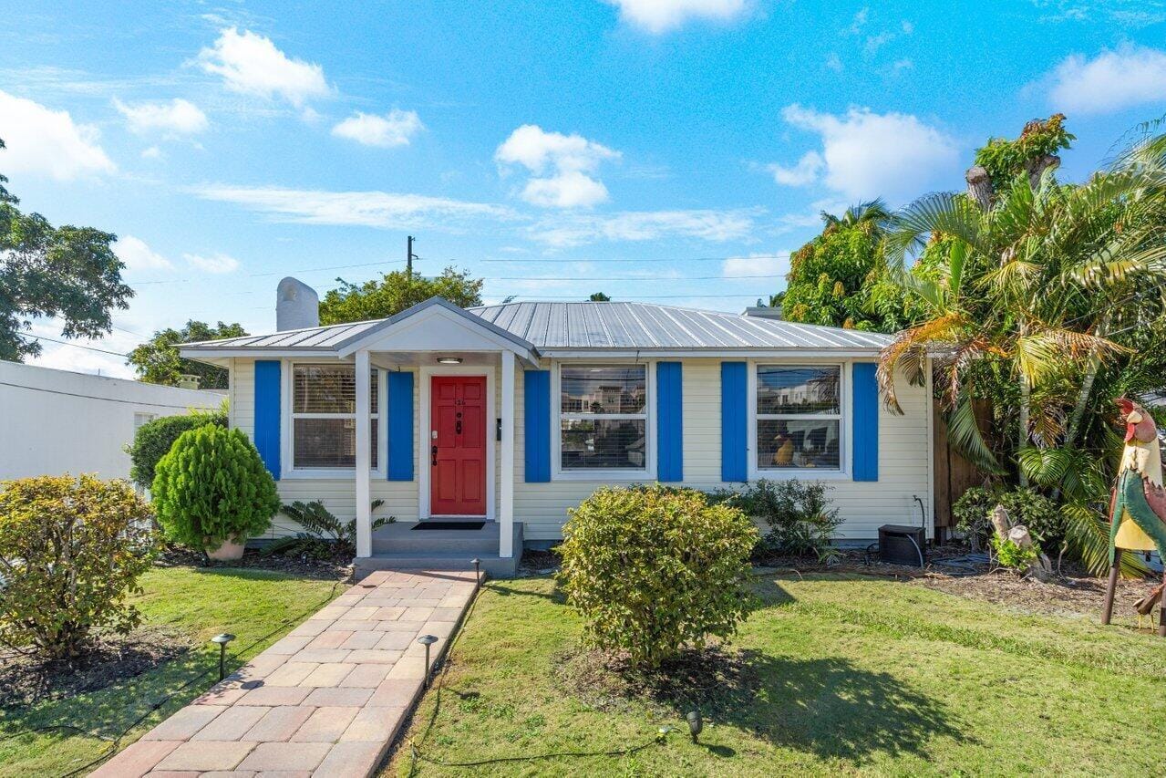 126 NE 4th Avenue — photo 4