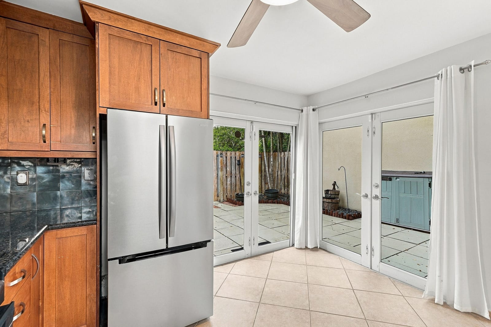 341 City View Drive, Fort Lauderdale, FL 33311 photo 11