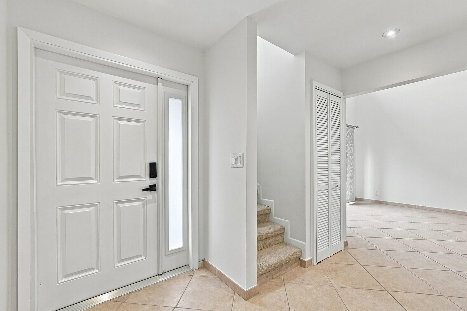 341 City View Drive, Fort Lauderdale, FL 33311 photo 4