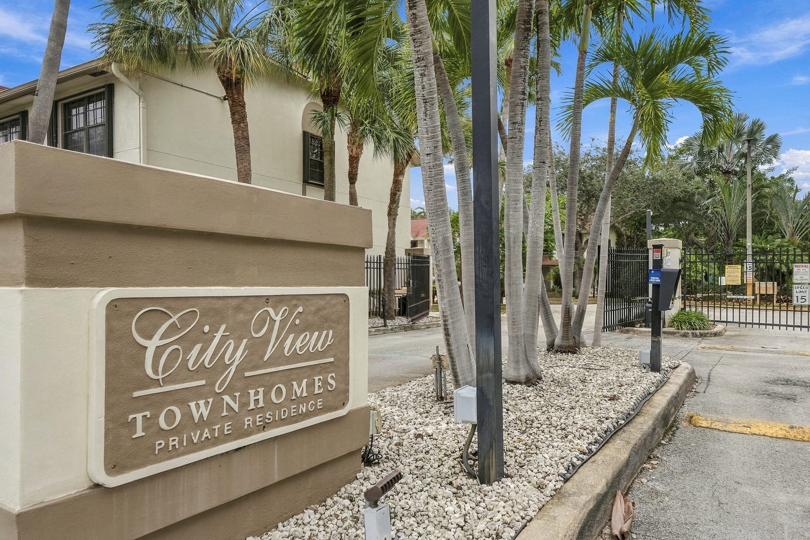 341 City View Drive, Fort Lauderdale, FL 33311