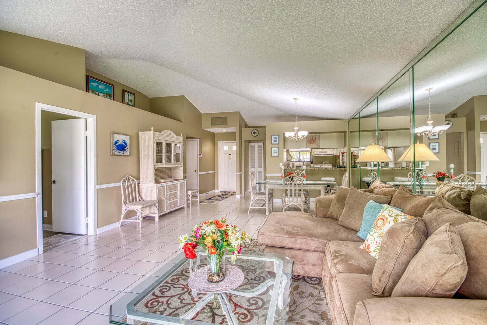 208 Club Drive — photo 10