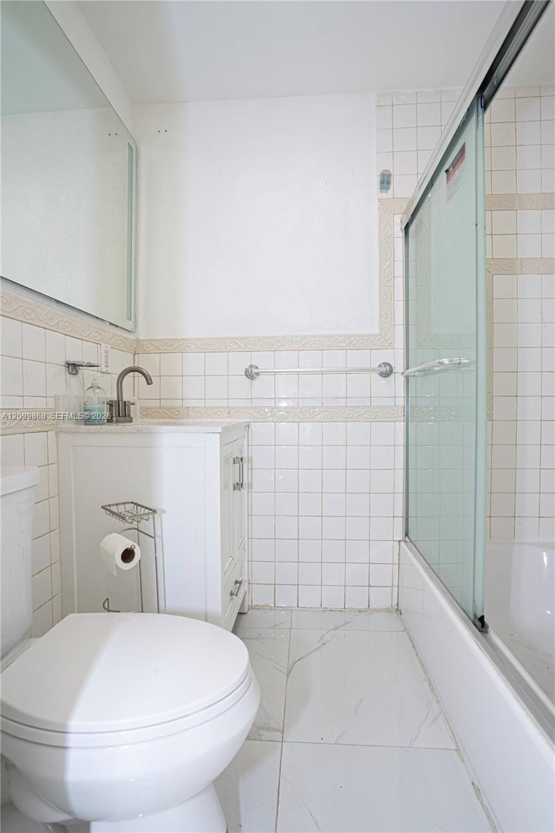 16990 NE 5th Court, North Miami Beach, FL 33162 photo 17