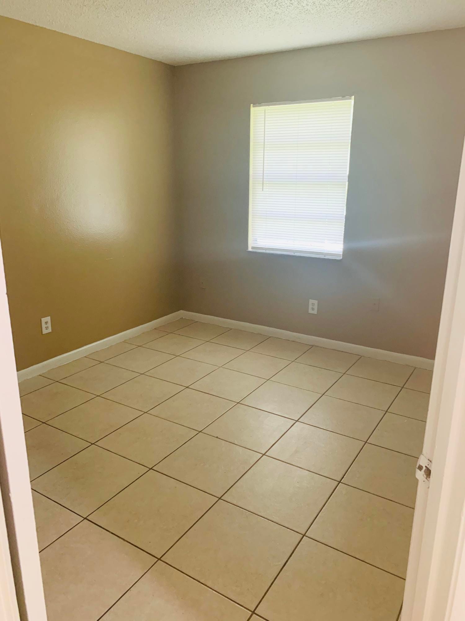 3370 NW 40th Drive, Okeechobee, FL 34972 photo 3