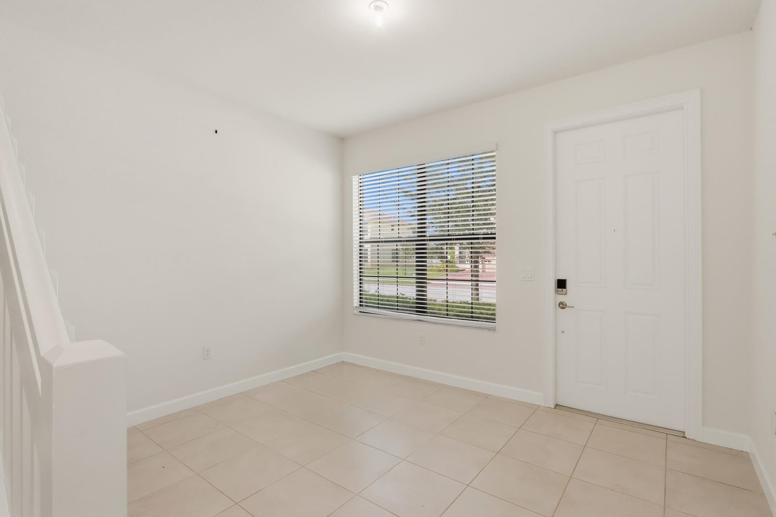 10021 W Villa Circle, Vero Beach, FL 32966 photo 6
