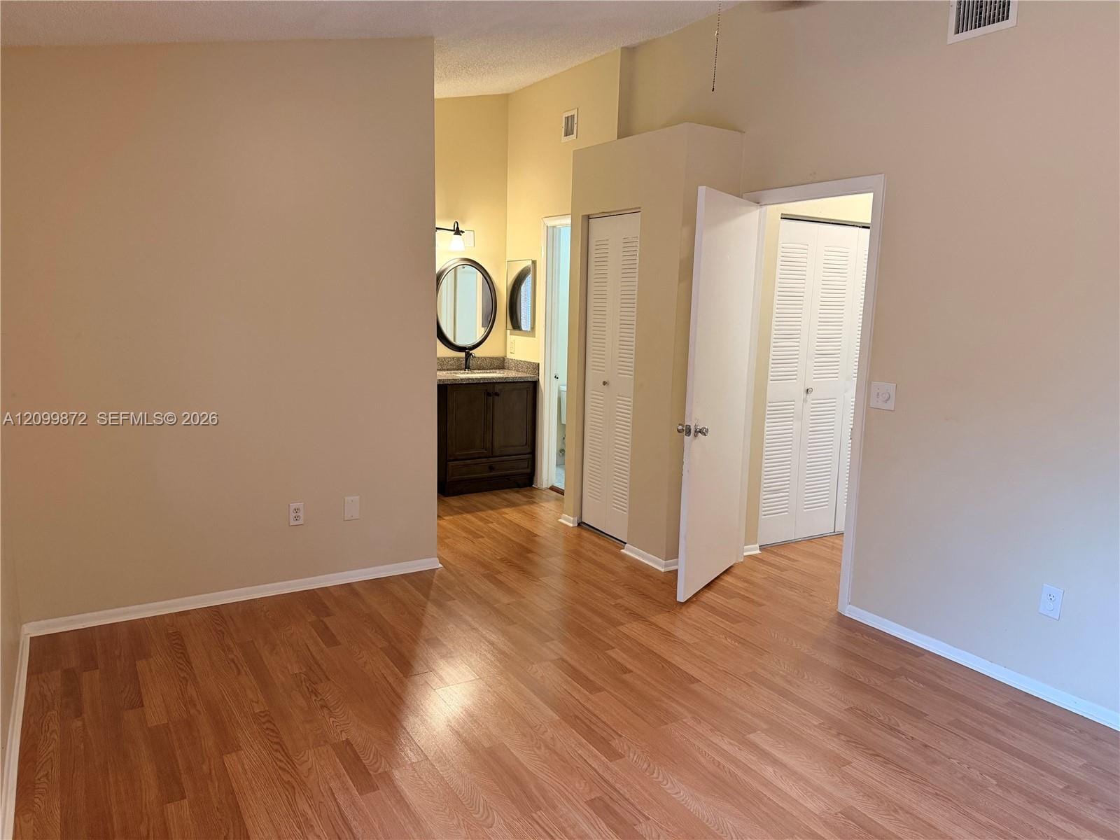 1209 Sussex Drive — photo 12