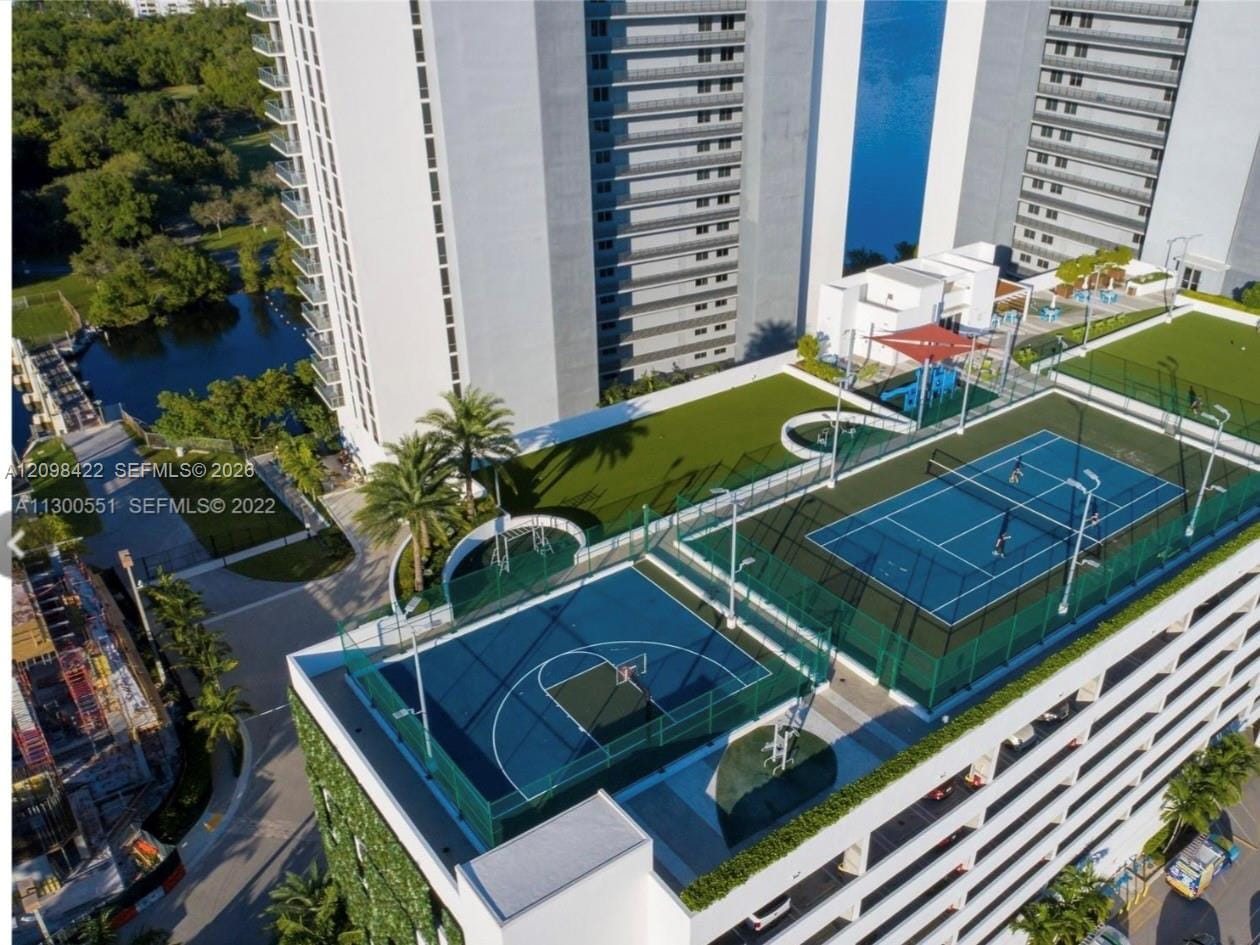 16385 Biscayne Boulevard 1006 — photo 6