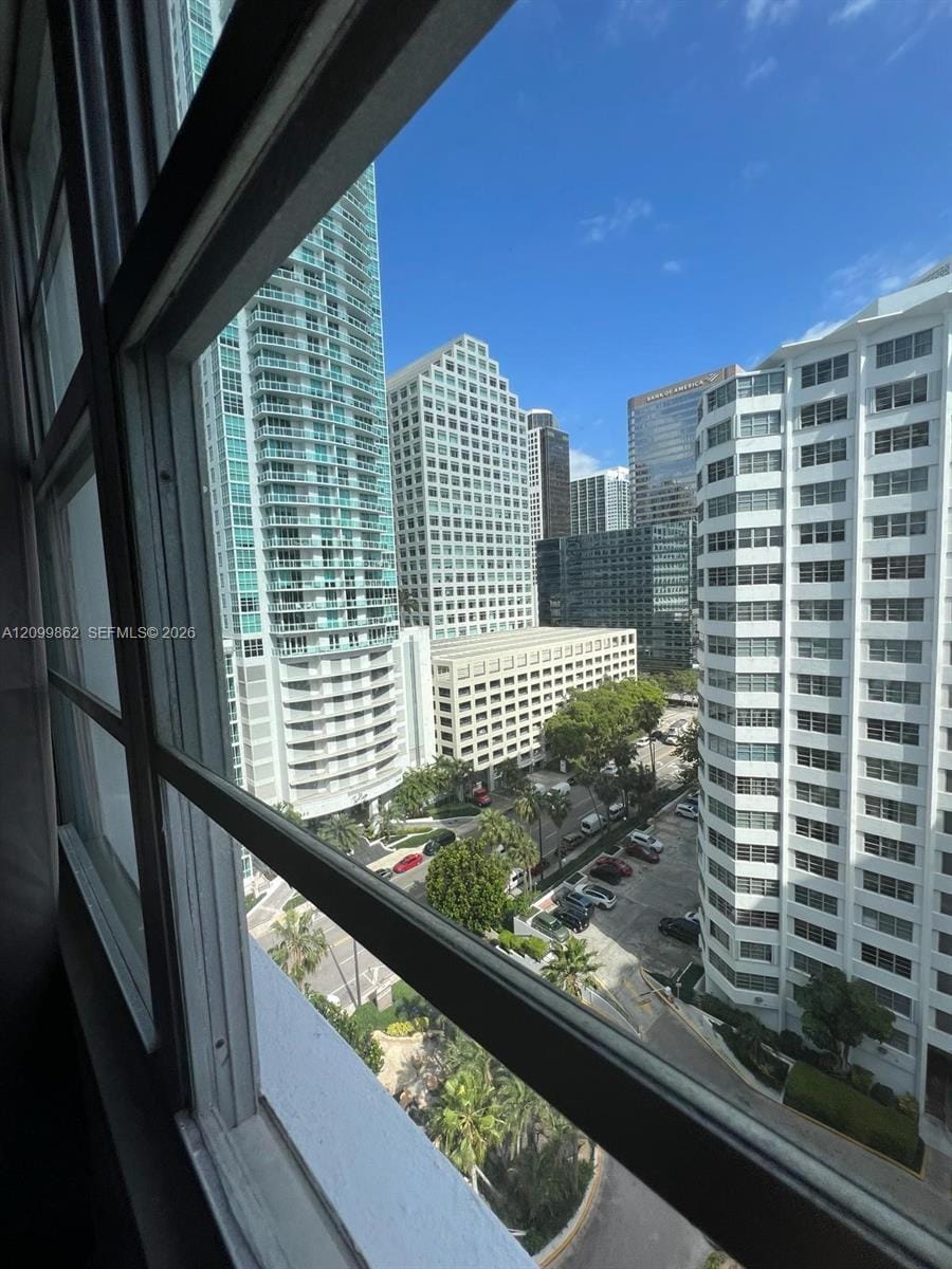 999 Brickell Bay Drive 1506, Miami, FL 33131 photo 2