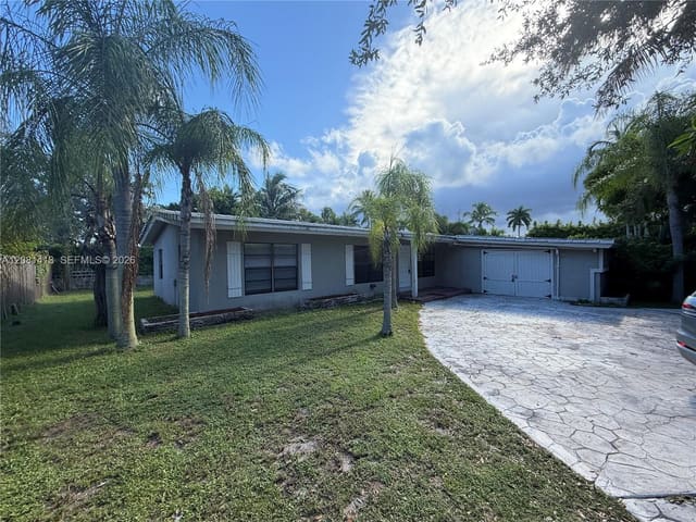 114 NE 18th Street, Delray Beach, FL 33444