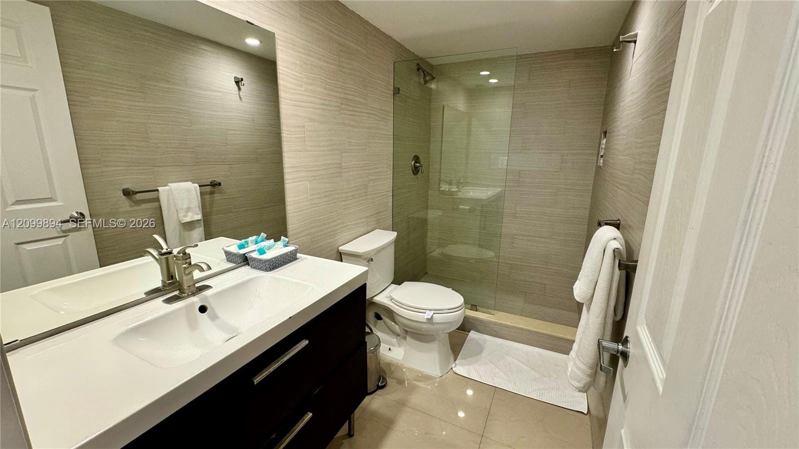 19370 Collins Avenue 201, Sunny Isles Beach, FL 33160 photo 10