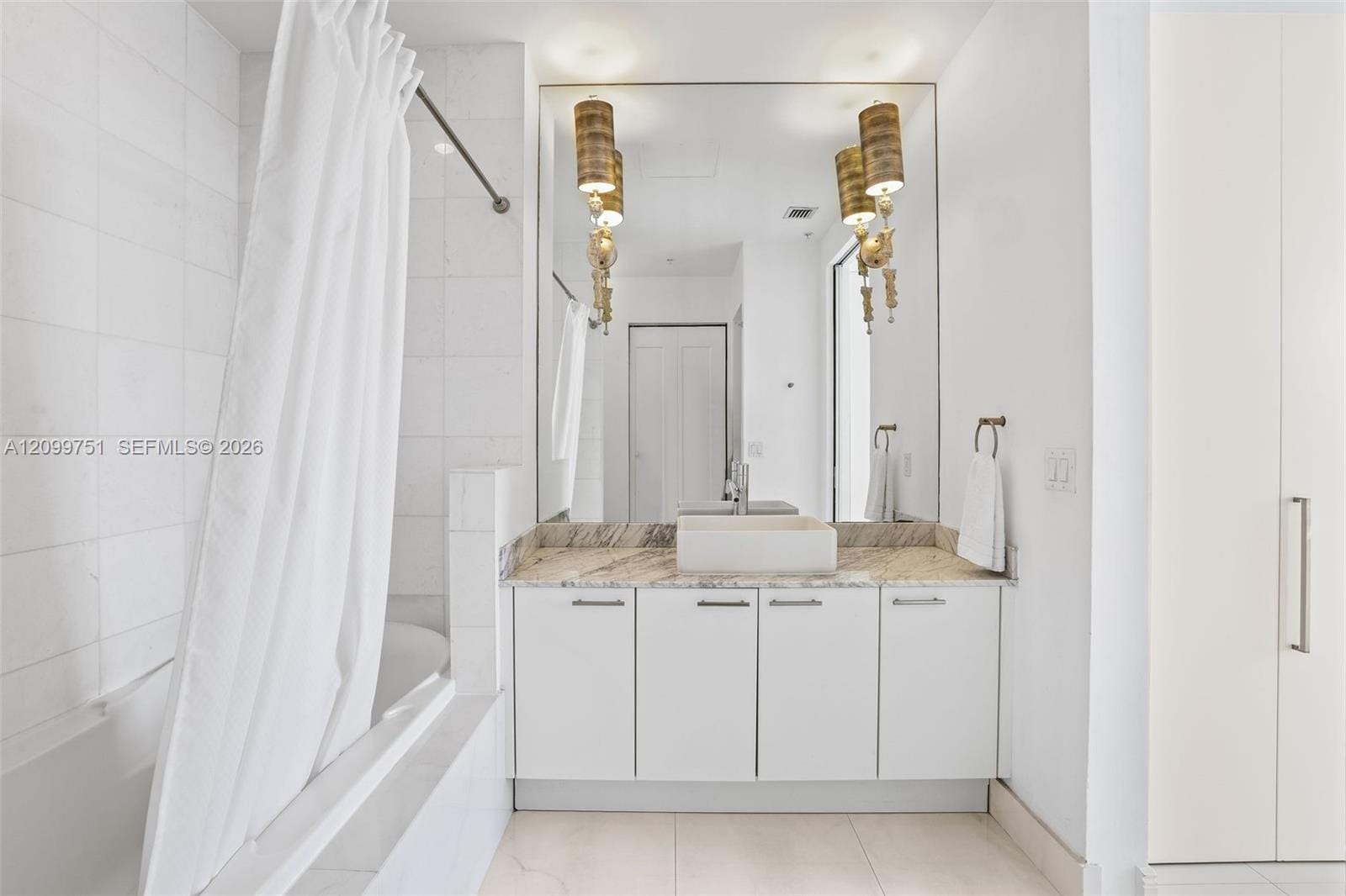 2001 Meridian Avenue 506, Miami Beach, FL 33139 photo 22