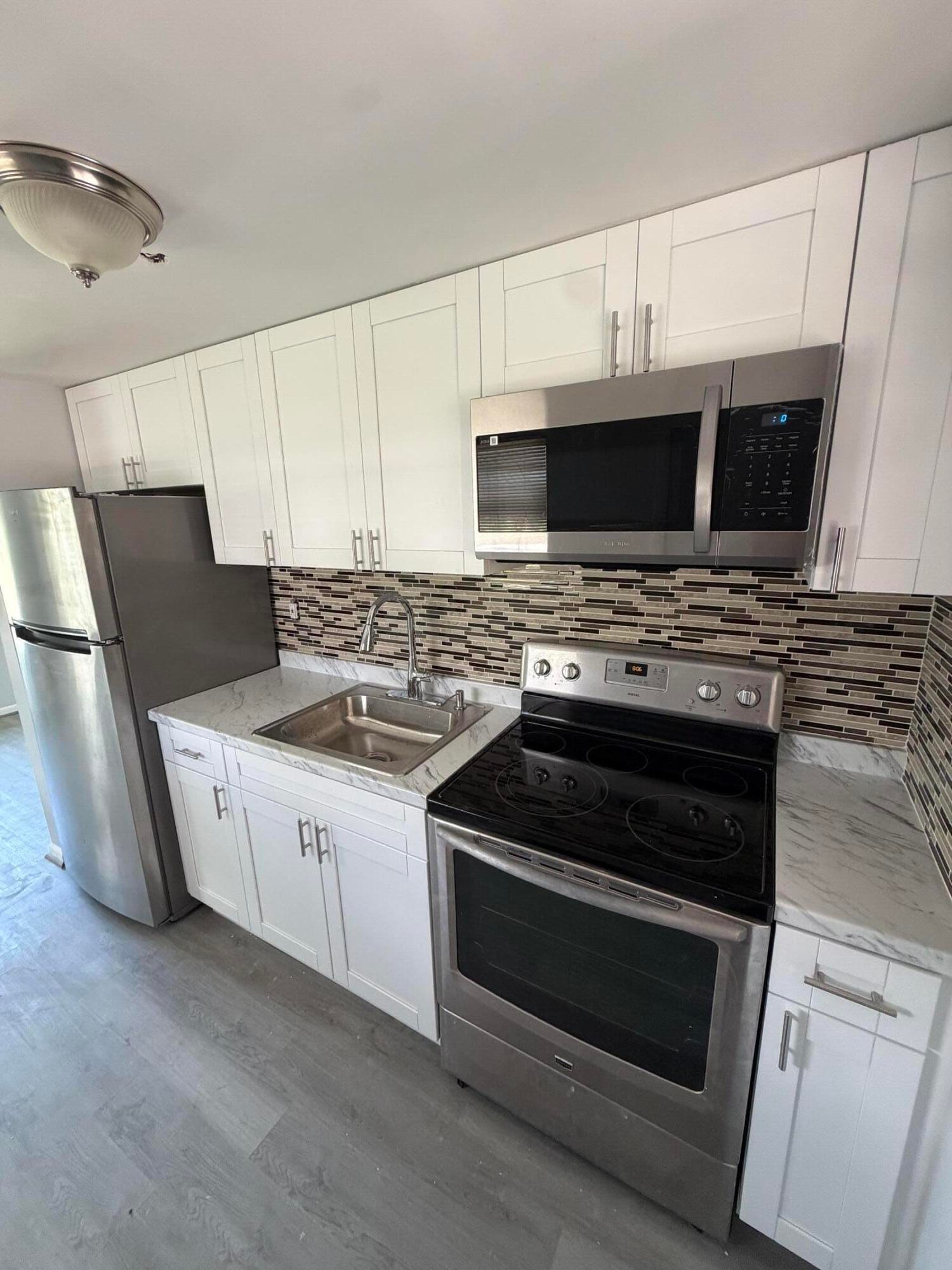 1501 OSCEOLA Drive — photo 1