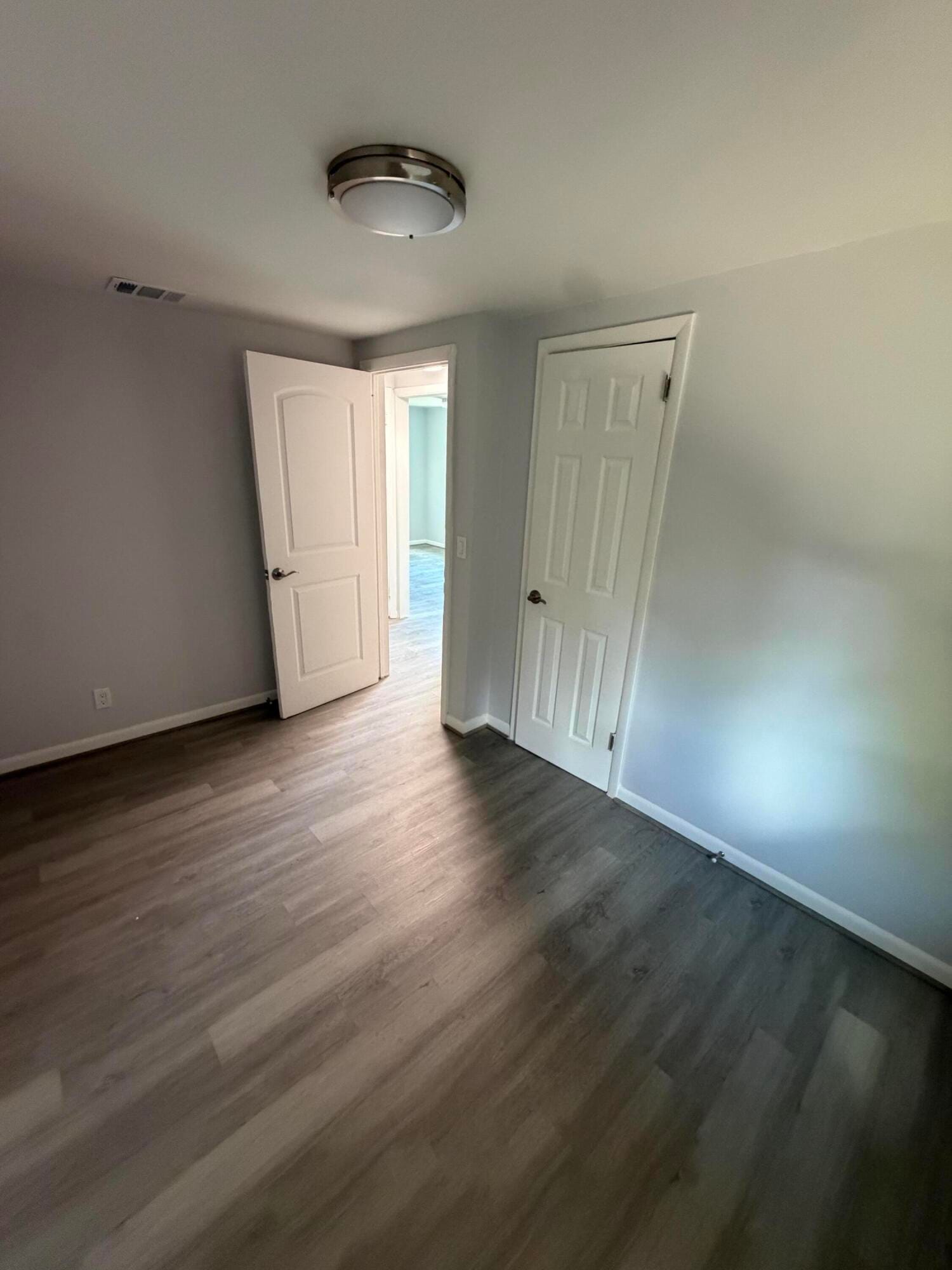 1501 OSCEOLA Drive — photo 3