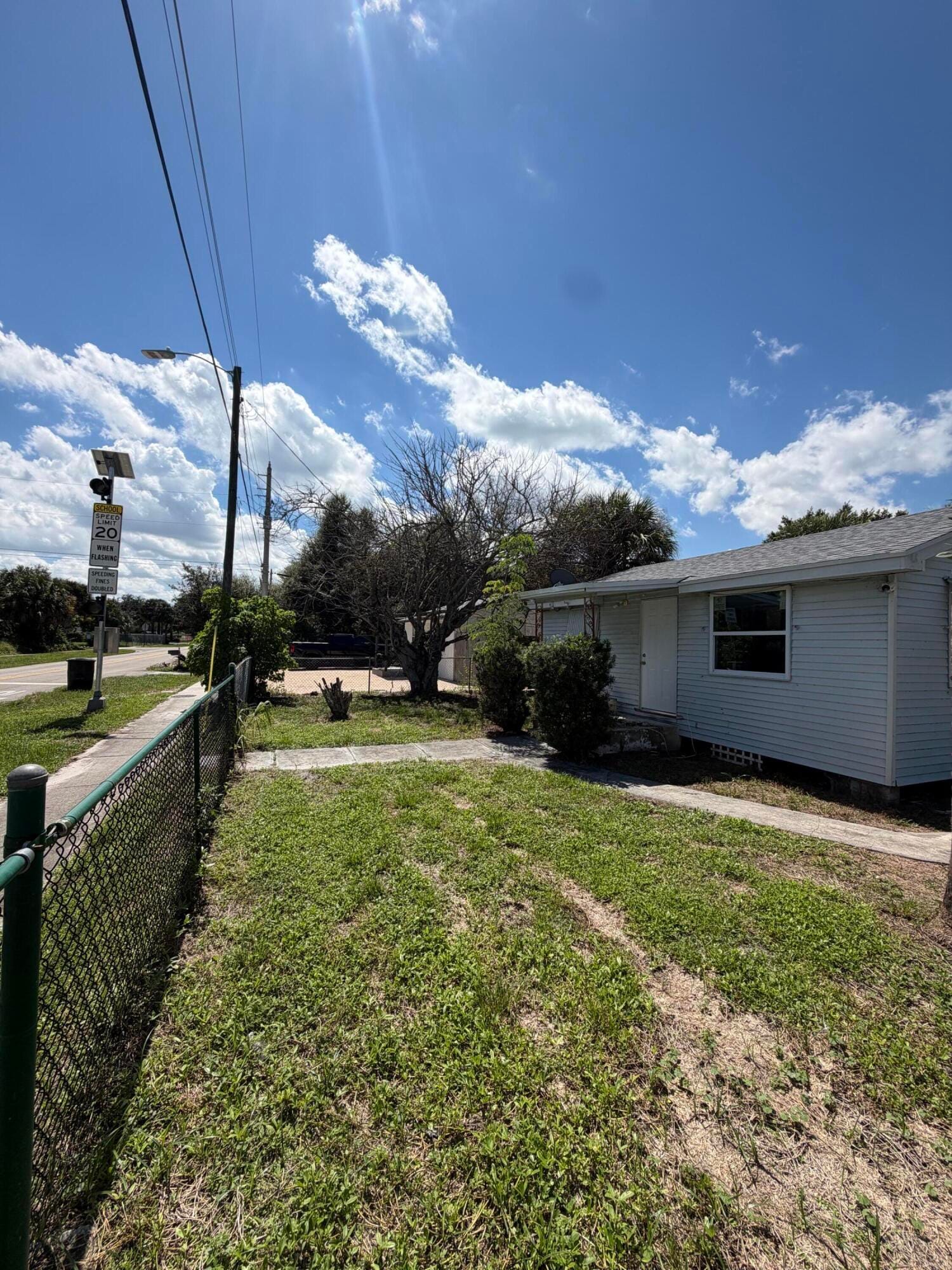 1501 OSCEOLA Drive — photo 8