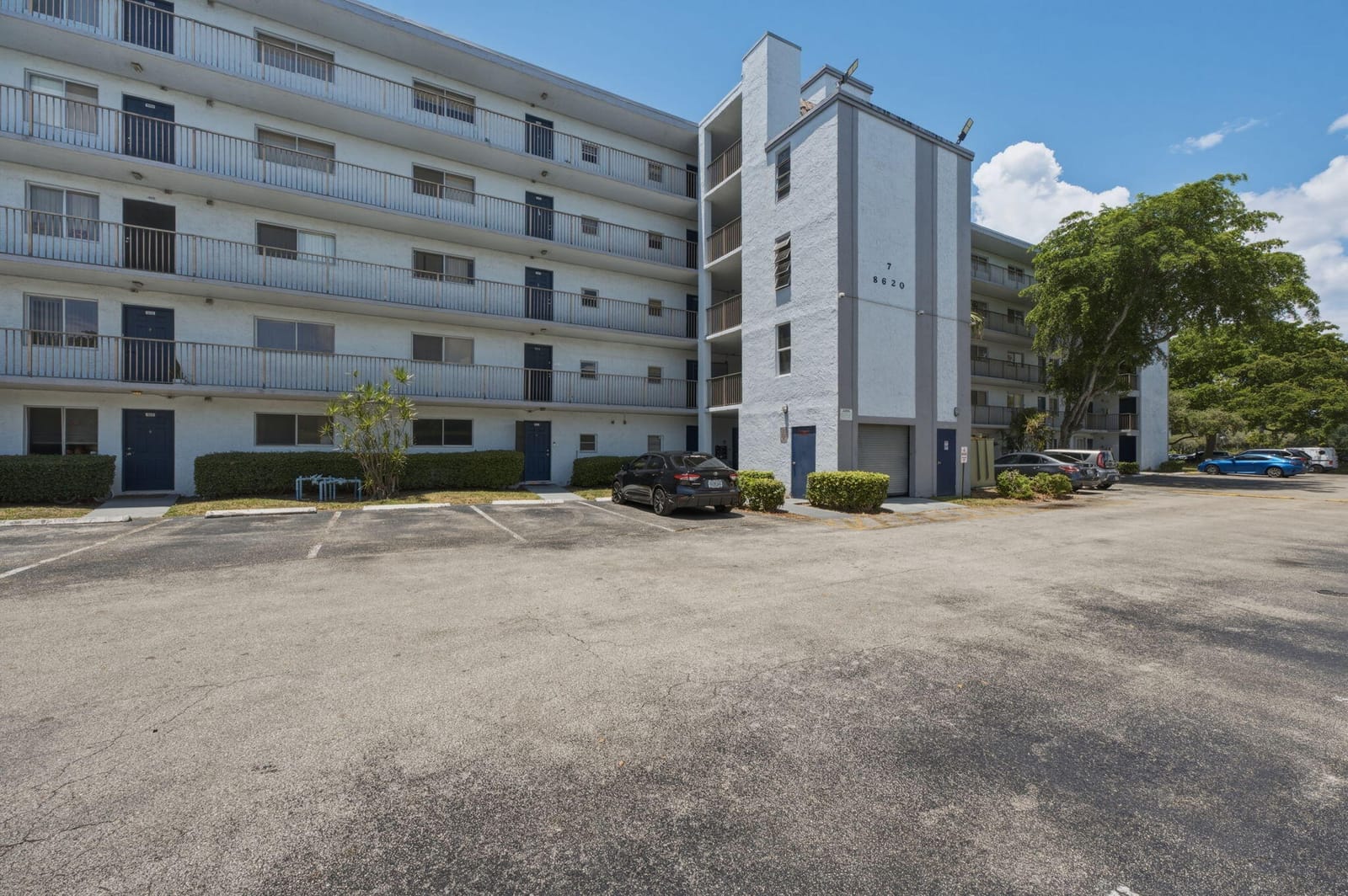 8620 N SHERMAN Circle 204, Miramar, FL 33025 photo 13