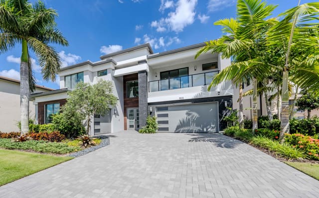 9515 ROYAL WOODS Manor, Boca Raton, FL 33434