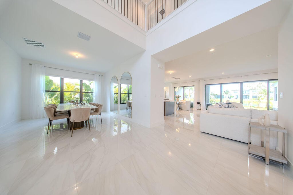 9515 ROYAL WOODS Manor — photo 7