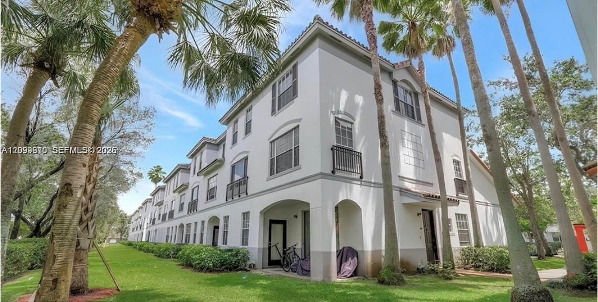 705 SW 148th Avenue 202, Sunrise, FL 33325 photo 2