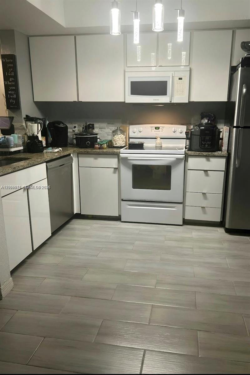 705 SW 148th Avenue 202, Sunrise, FL 33325 photo 7