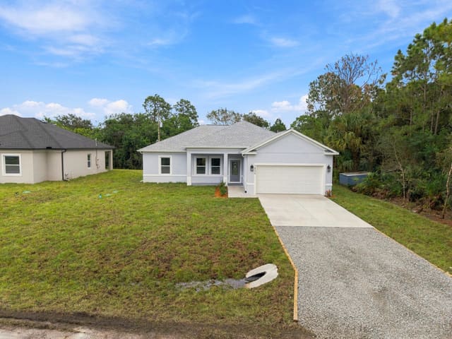 7956 104th Avenue, Vero Beach, FL 32967