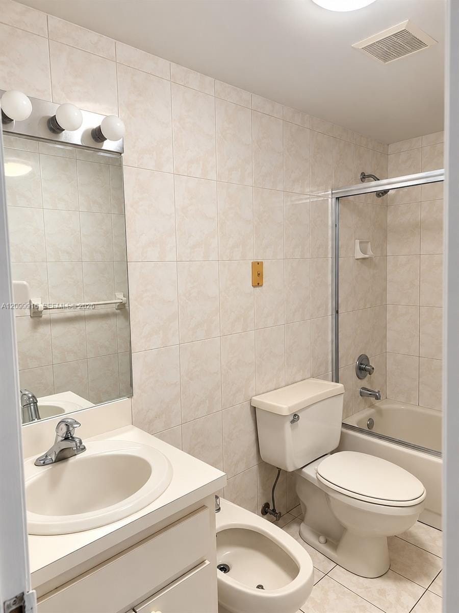 3051 NW 14th Street 3, Miami, FL 33125 photo 4