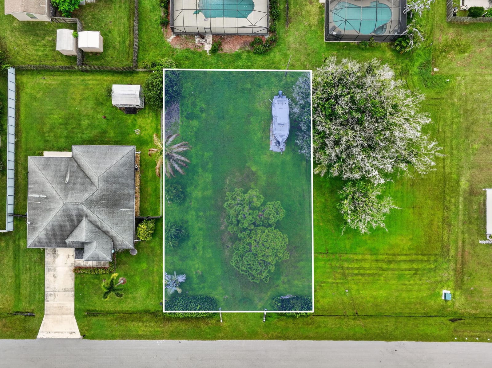 642 SE TANNER Avenue, Port St. Lucie, FL 34984 photo 5