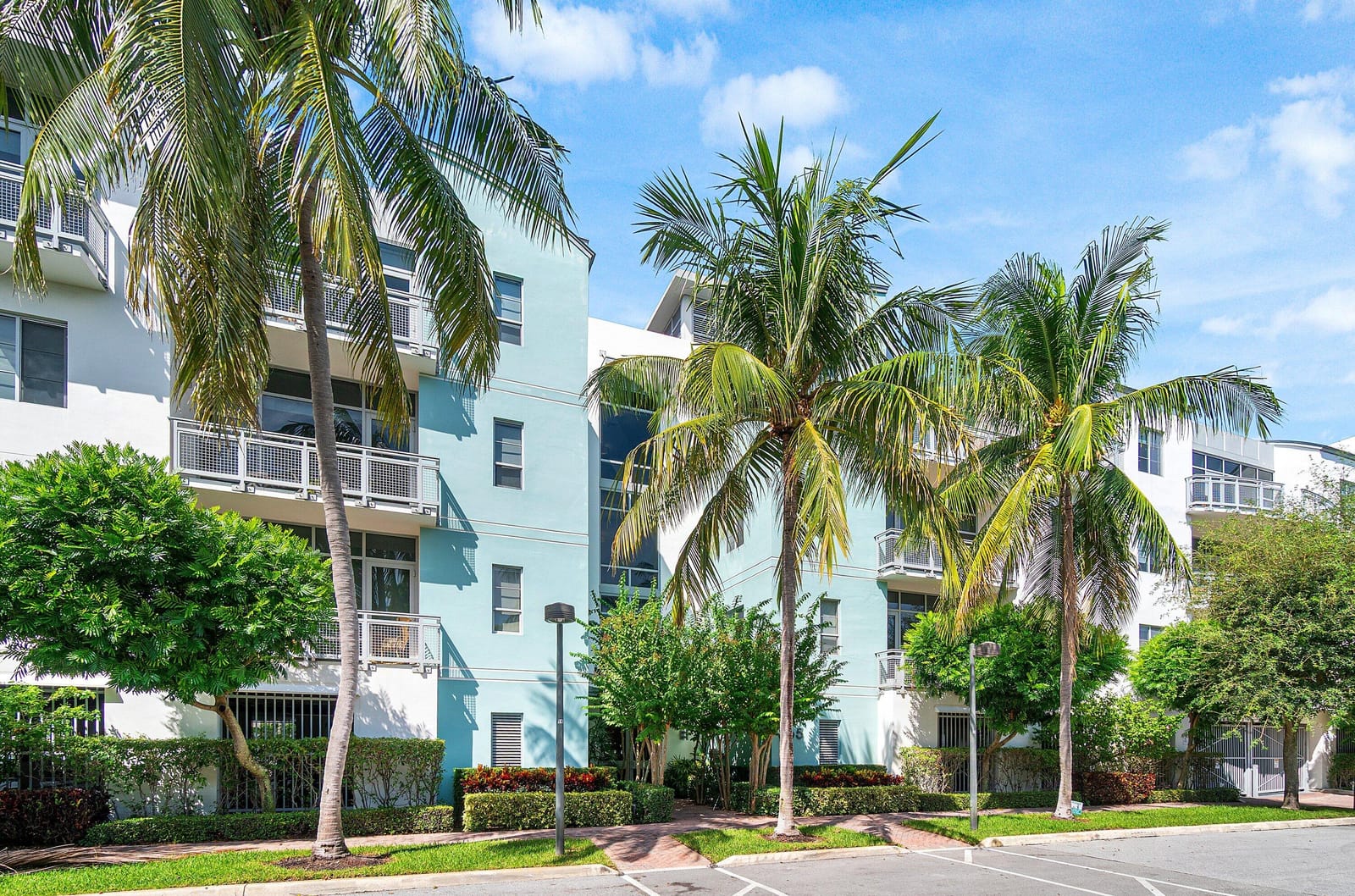 365 SE 6TH Avenue 310, Delray Beach, FL 33483 photo 2