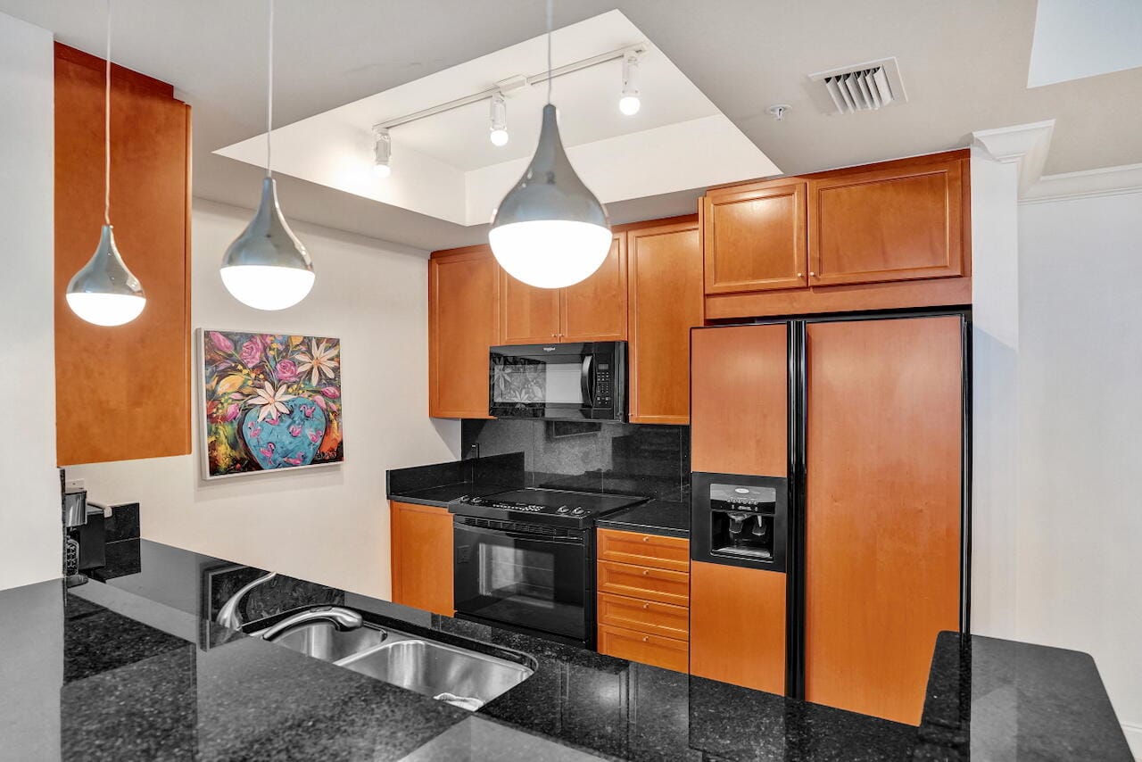 99 SE MIZNER Boulevard 533, Boca Raton, FL 33432 photo 18