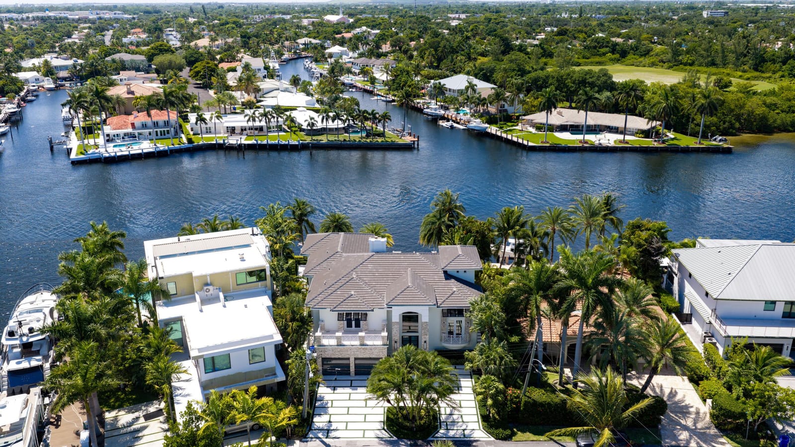 2307 N Riverside Drive, Pompano Beach, FL 33062 photo 3