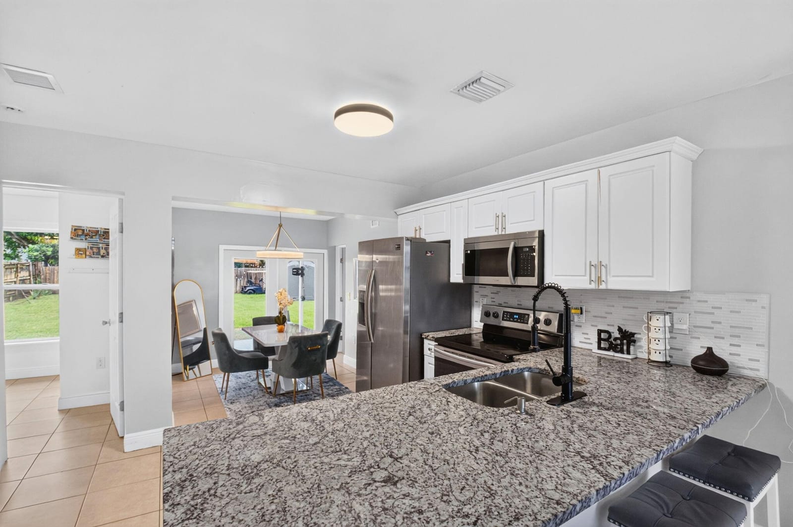 1019 N C Street — photo 11