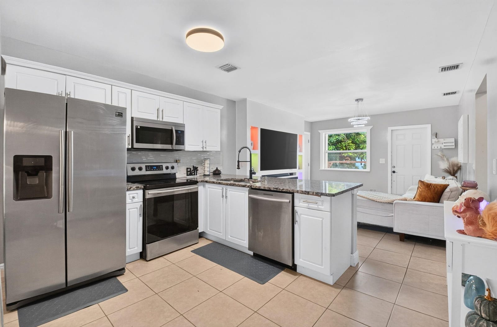 1019 N C Street — photo 12