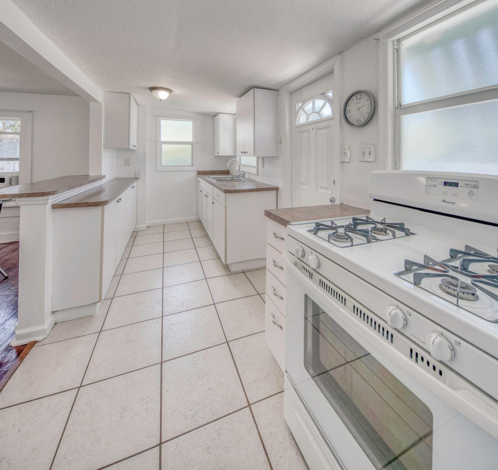 708 N H Street — photo 8